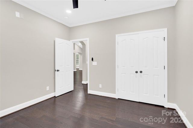 6520 White Pine Lane, Charlotte, NC 28262