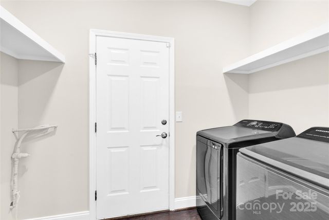 6520 White Pine Lane, Charlotte, NC 28262