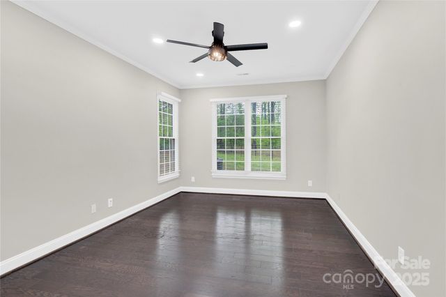 6520 White Pine Lane, Charlotte, NC 28262