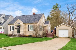 1852 Euclid Avenue, Zanesville, OH 43701