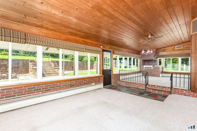 83 Jacobs Terrace, Middletown, CT 06457