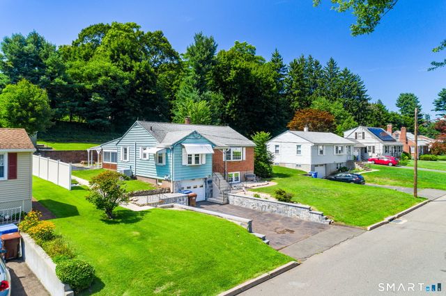 83 Jacobs Terrace, Middletown, CT 06457