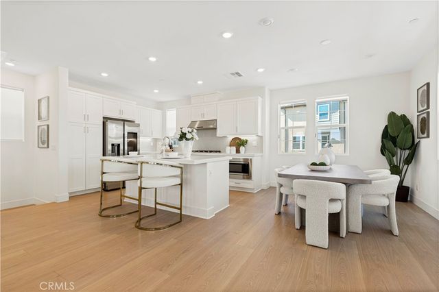202 Heartland Way, Rancho Mission Viejo, CA 92694