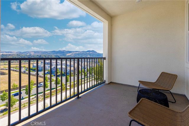 202 Heartland Way, Rancho Mission Viejo, CA 92694