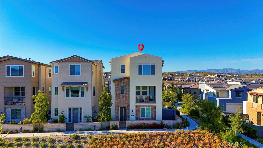 Image 1 of property listing at 202 Heartland Way, Rancho Mission Viejo, CA 92694