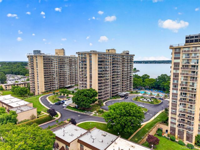 18-05 215th Street 16H, Bayside, NY 11360