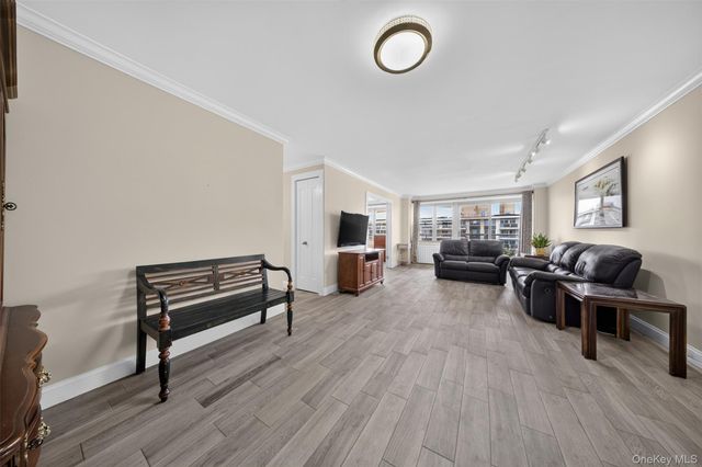 18-05 215th Street 16H, Bayside, NY 11360
