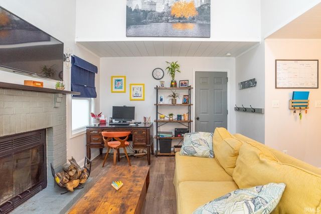 1020 S Gentry Court, Bloomington, IN 47401