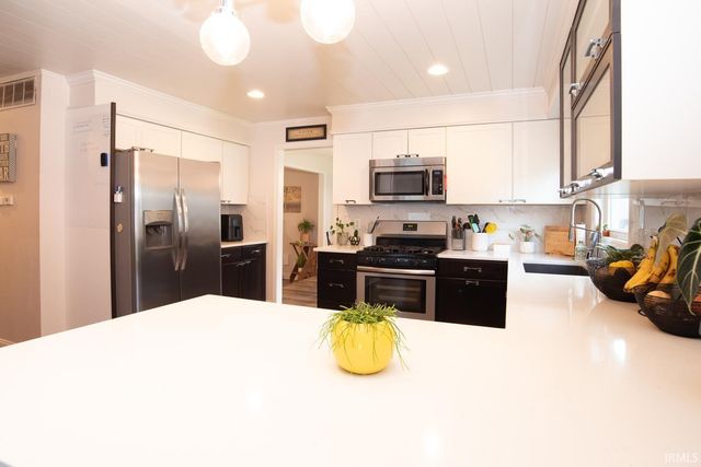 1020 S Gentry Court, Bloomington, IN 47401