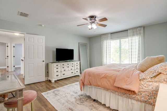2201 Northway, Denton, TX 76207