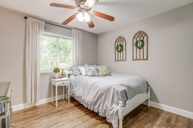 2201 Northway, Denton, TX 76207