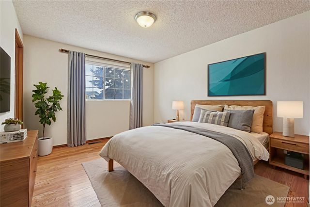 11208 SE 234th Street, Kent, WA 98031