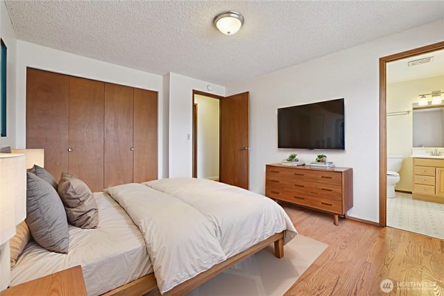 11208 SE 234th Street, Kent, WA 98031