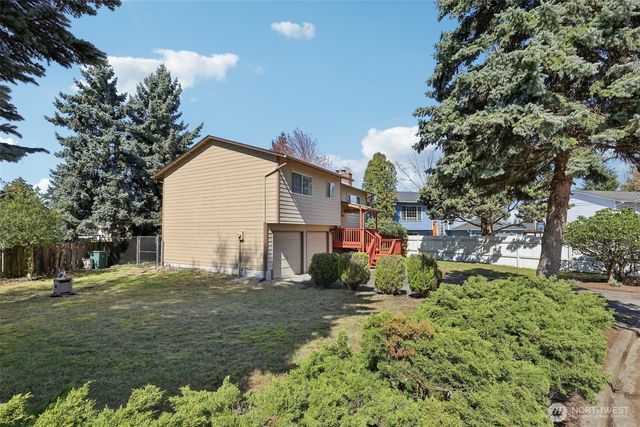 11208 SE 234th Street, Kent, WA 98031