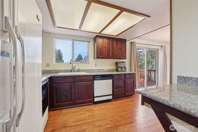 11208 SE 234th Street, Kent, WA 98031