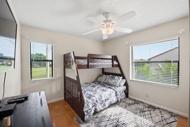 4542 Lucerne Lakes Boulevard E 206, Lake Worth, FL 33467