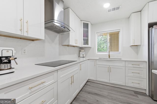 311 W Downing Court, Jonesboro, GA 30238