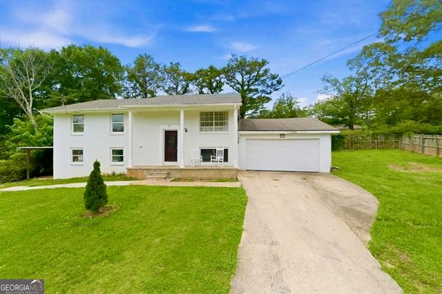 311 W Downing Court, Jonesboro, GA 30238