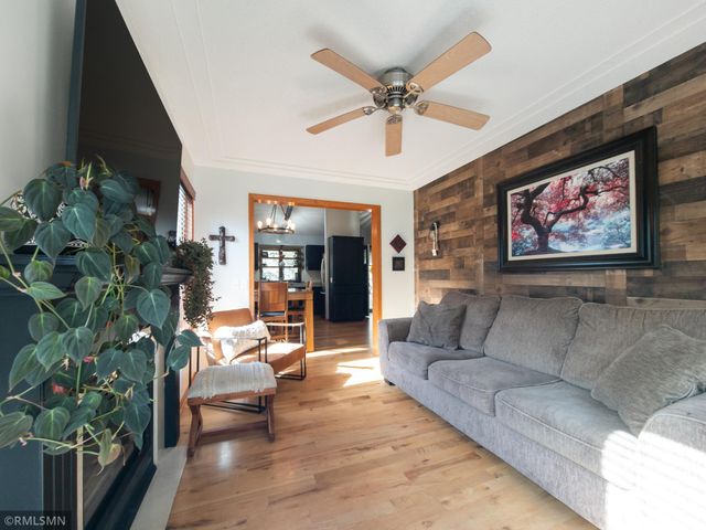 12933 Quentin Avenue S, Savage, MN 55378