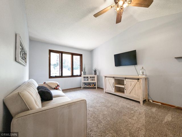 12933 Quentin Avenue S, Savage, MN 55378