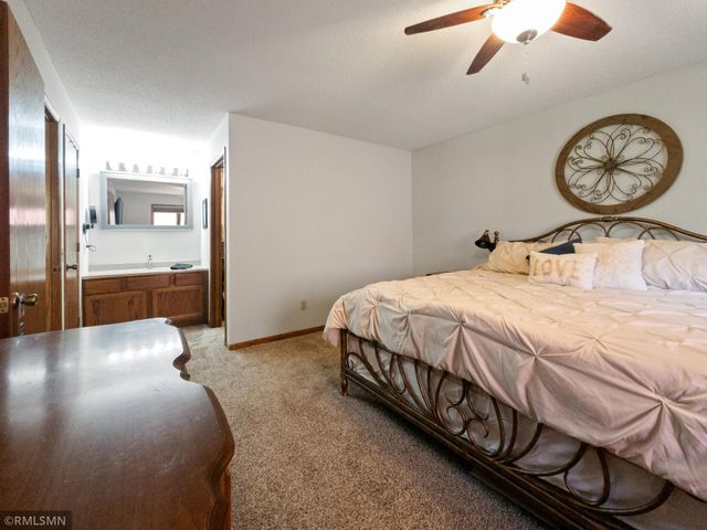 12933 Quentin Avenue S, Savage, MN 55378