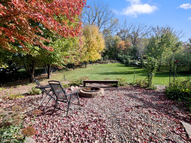 12933 Quentin Avenue S, Savage, MN 55378