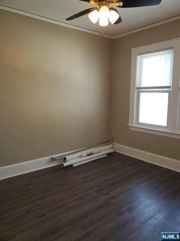 404 6th Street aptA, Newark, NJ 07107