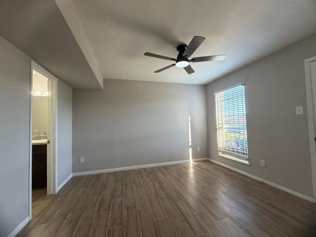 10001 West Park Drive 79, Houston, TX 77042