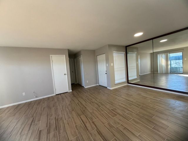 10001 West Park Drive 79, Houston, TX 77042