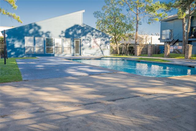 10001 West Park Drive 79, Houston, TX 77042