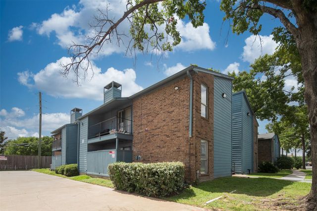 10001 West Park Drive 79, Houston, TX 77042