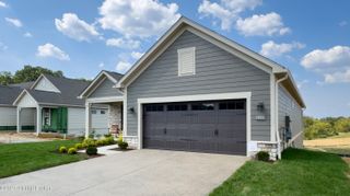 2113 Dressage Cir, Louisville, KY 40245