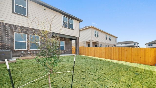 18516-B Empire PATH, Manor, TX 78653
