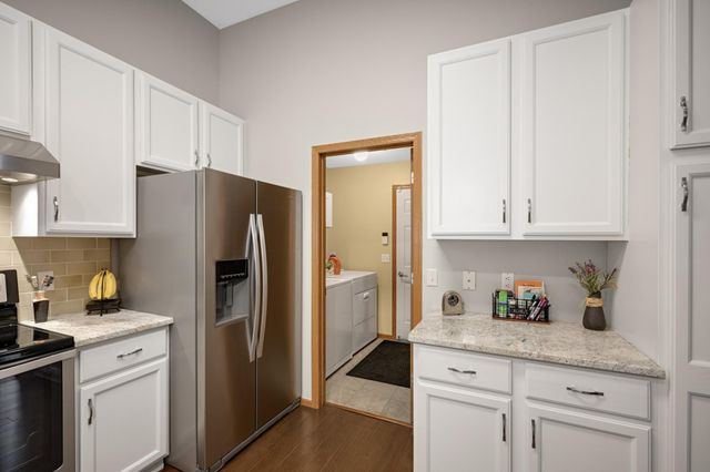 1845 Merlot Curve 1603, Eagan, MN 55122