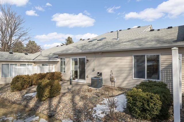 1845 Merlot Curve 1603, Eagan, MN 55122
