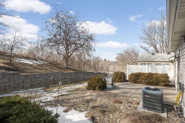 1845 Merlot Curve 1603, Eagan, MN 55122