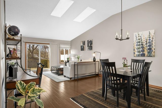 1845 Merlot Curve 1603, Eagan, MN 55122