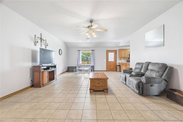 2567 Kadlan Drive, El Reno, OK 73036