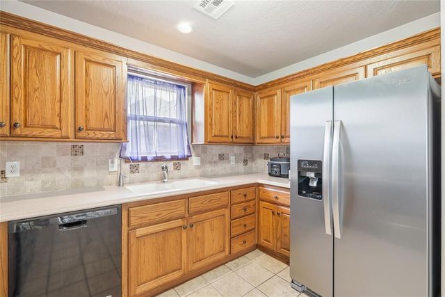 2567 Kadlan Drive, El Reno, OK 73036