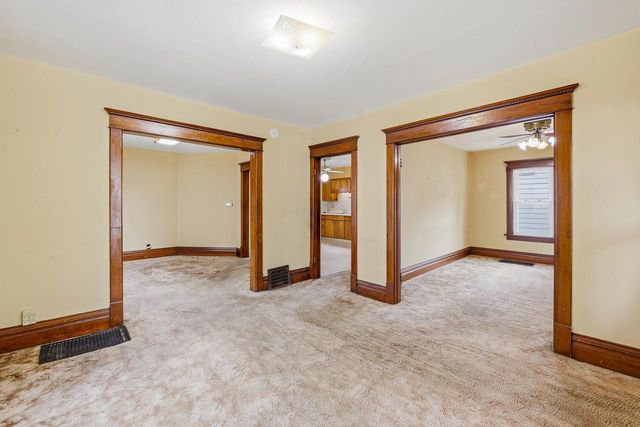 503 E South STREET, Beaver Dam, WI 53916