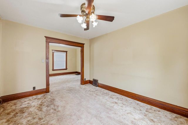 503 E South STREET, Beaver Dam, WI 53916