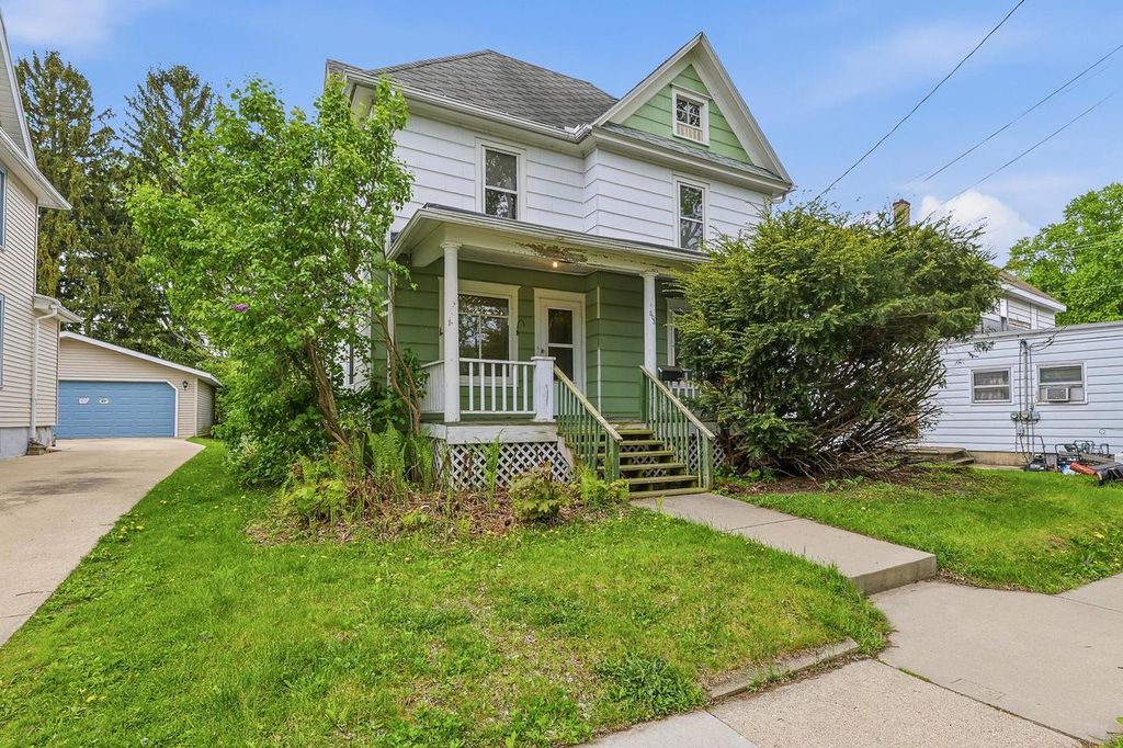 503 E South STREET, Beaver Dam, WI 53916