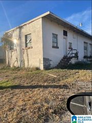 227 W 14TH STREET, Anniston, AL 36201
