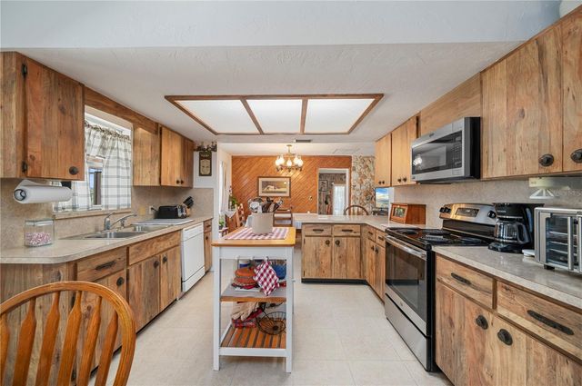 12241 SW GORDON HAY ROAD, Arcadia, FL 34269