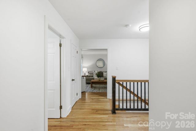 926 Shady Bluff Drive, Charlotte, NC 28211