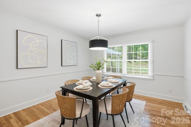 926 Shady Bluff Drive, Charlotte, NC 28211