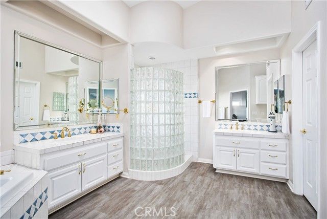 30248 White Wake, Canyon Lake, CA 92587