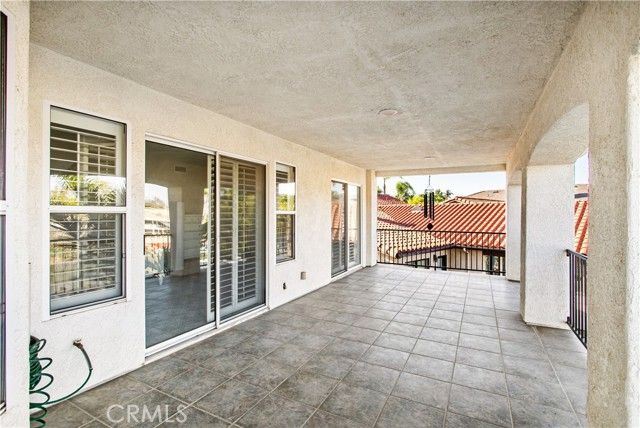 30248 White Wake, Canyon Lake, CA 92587