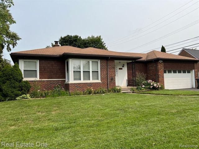 13630 Balfour Street, Oak Park, MI 48237