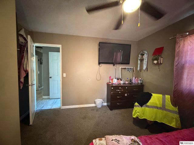4304 S 61st Avenue, Omaha, NE 68117